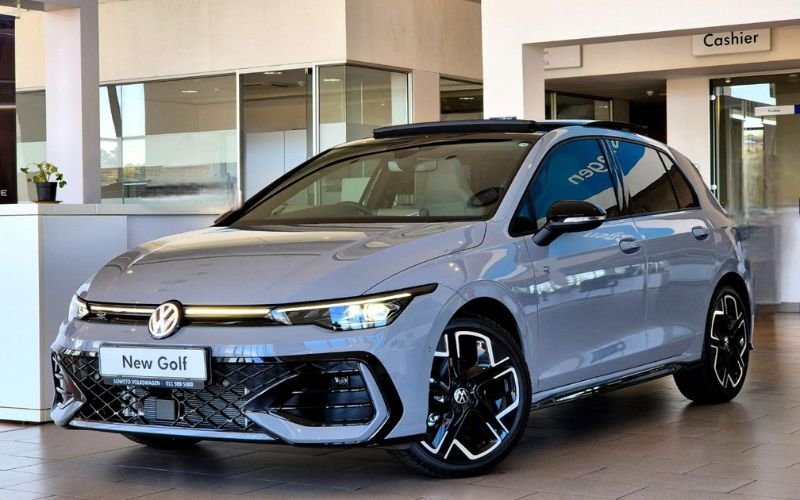 VW Golf 8 R Line